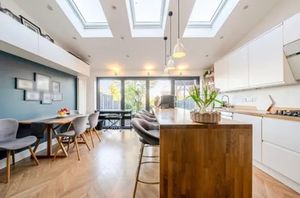 Photo 9- click for photo gallery